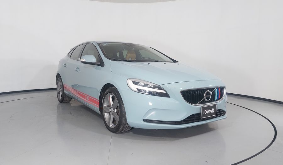 Volvo V40 1.5 ADDITION T3 MT Hatchback 2018