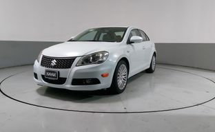 Suzuki • Kizashi