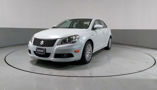 Suzuki • Kizashi