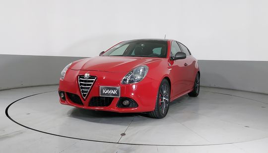 Alfa Romeo • Giulietta