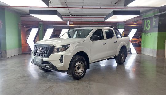 Nissan • Frontier