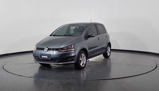 Volkswagen Fox 1.6 TRENDLINE MT-2016