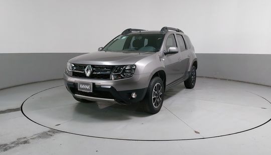 Renault • Duster