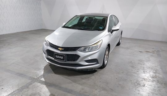 Chevrolet • Cruze