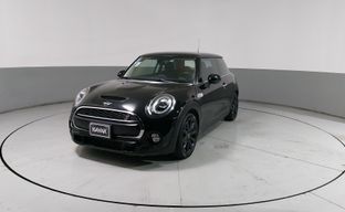 Mini • Cooper S