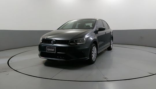 Volkswagen • Vento