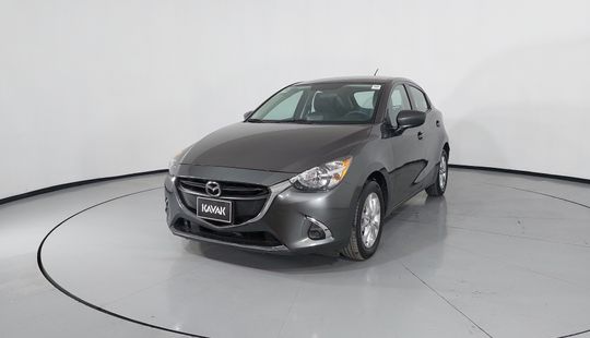 Mazda • Mazda 2