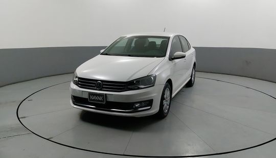 Volkswagen • Vento