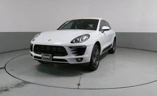 Porsche • Macan