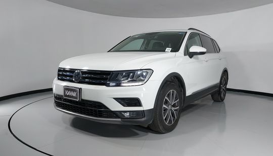 Volkswagen • Tiguan