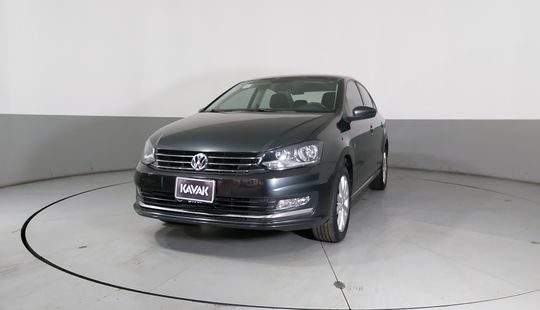 Volkswagen • Vento