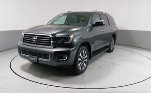 Toyota • Sequoia