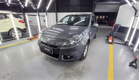 Renault Sandero 1.6 PRIVILEGE NAV MT-2014