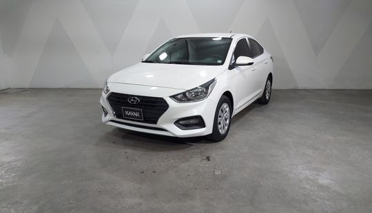 Hyundai • Accent