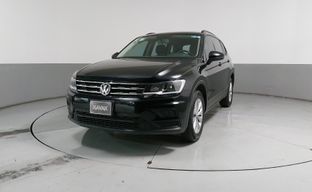 Volkswagen • Tiguan