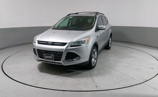 Ford • Escape