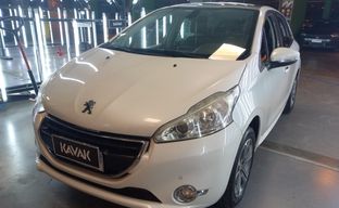 Peugeot • 208