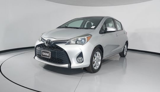 Toyota • Yaris