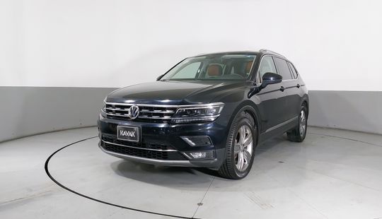 Volkswagen • Tiguan