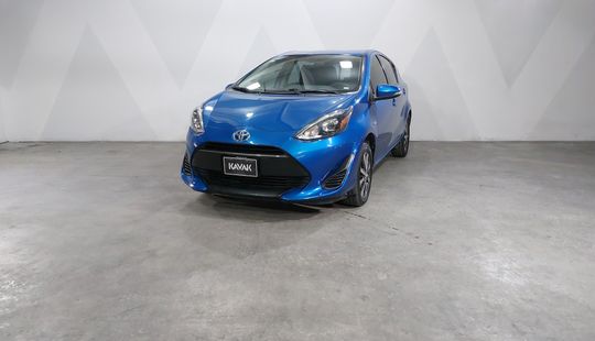 Toyota • Prius C