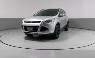 Ford • Escape