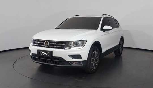 Volkswagen • Tiguan