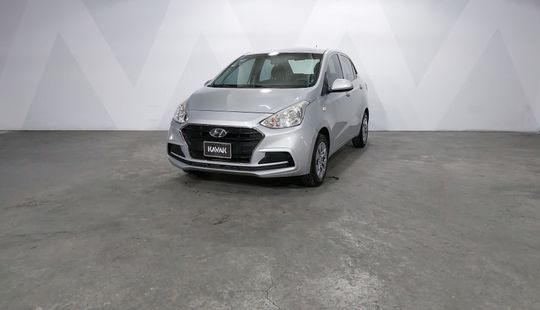 Hyundai • Grand i10