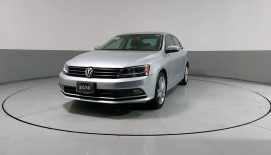 Volkswagen • Jetta