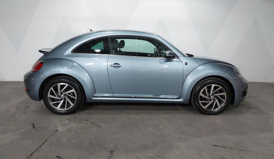 Volkswagen Beetle 2.5 SOUND AUTO Hatchback 2018