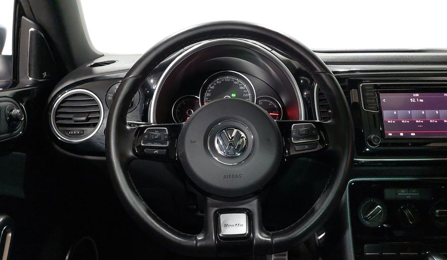 Volkswagen Beetle 2.5 SOUND AUTO Hatchback 2018