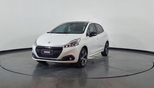 Peugeot • 208