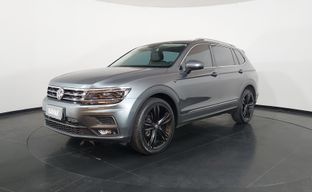 Volkswagen • Tiguan