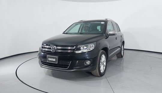 Volkswagen • Tiguan