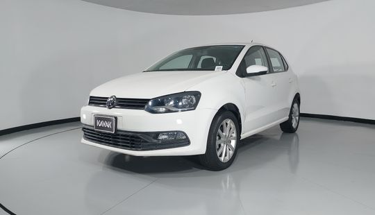 Volkswagen • Polo