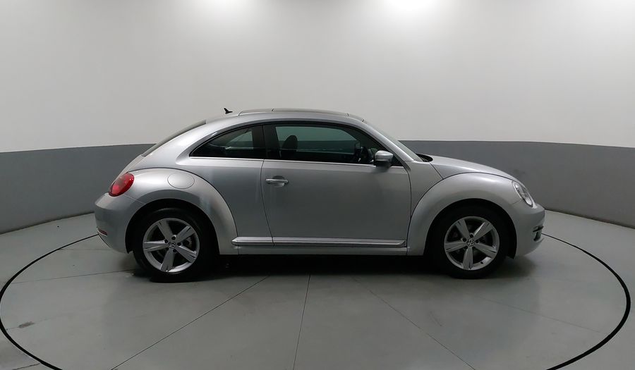 Volkswagen Beetle 2.5 SPORT TIPTRONIC Hatchback 2015