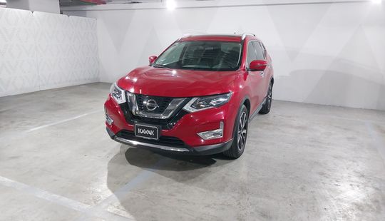 Nissan • X-Trail