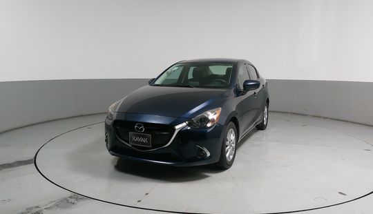 Mazda • Mazda 2