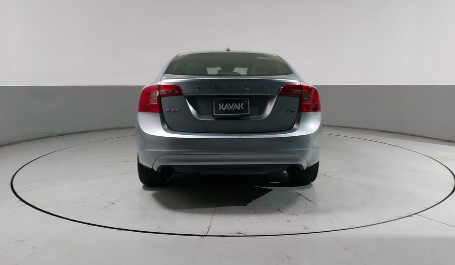 Volvo S60 2.0 T5 KINETIC MT Sedan 2014