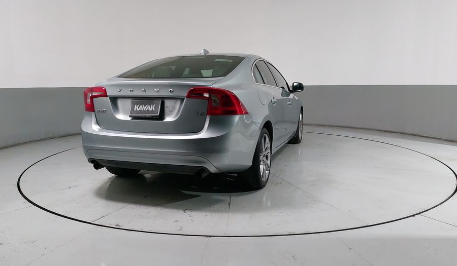 Volvo S60 2.0 T5 KINETIC MT Sedan 2014