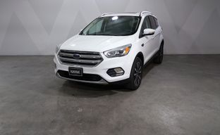 Ford • Escape