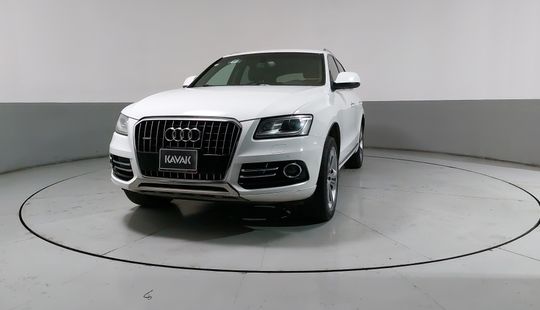 Audi • Q5