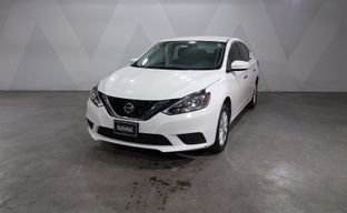 Nissan • Sentra