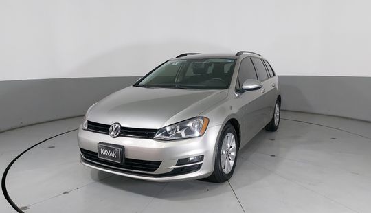 Volkswagen • Golf SportWagen