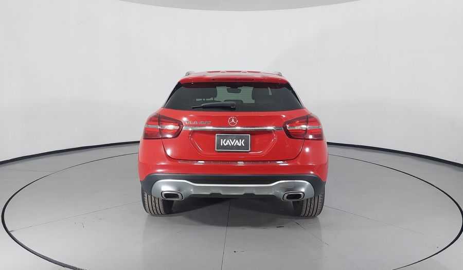 Mercedes Benz Clase Gla 1.6 GLA 200 SPORT DCT Suv 2020