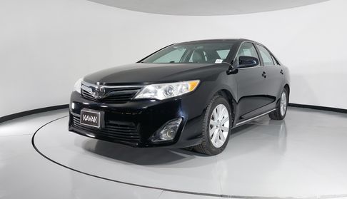 Toyota Camry 2.5 XLE L4 6AT Sedan 2012