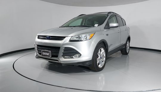 Ford • Escape