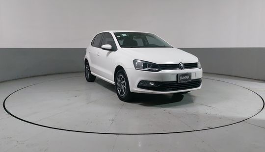 Volkswagen • Polo