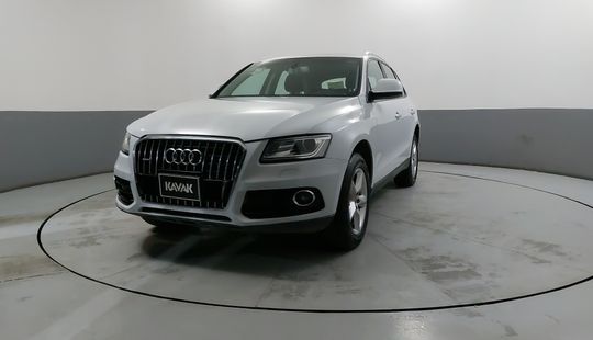 Audi • Q5