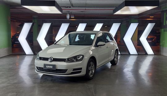 Volkswagen Golf 1.6 TRENDLINE L17-2017