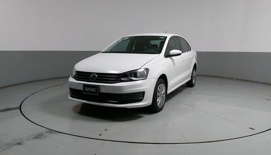 Volkswagen • Vento